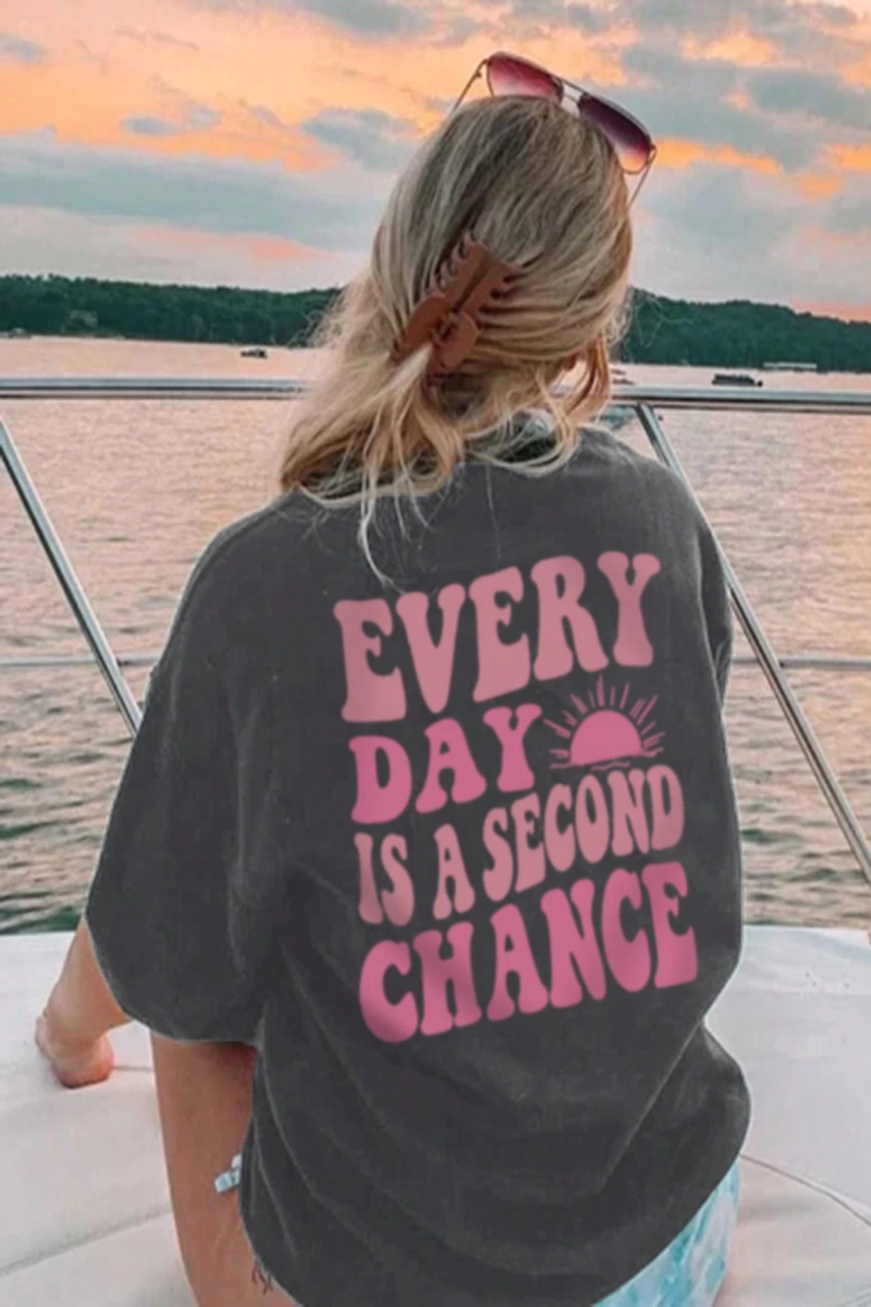 Kadın Moda Slogan Baskılı Kısa Kollu Yuvarlak Yaka Günlük Tişört