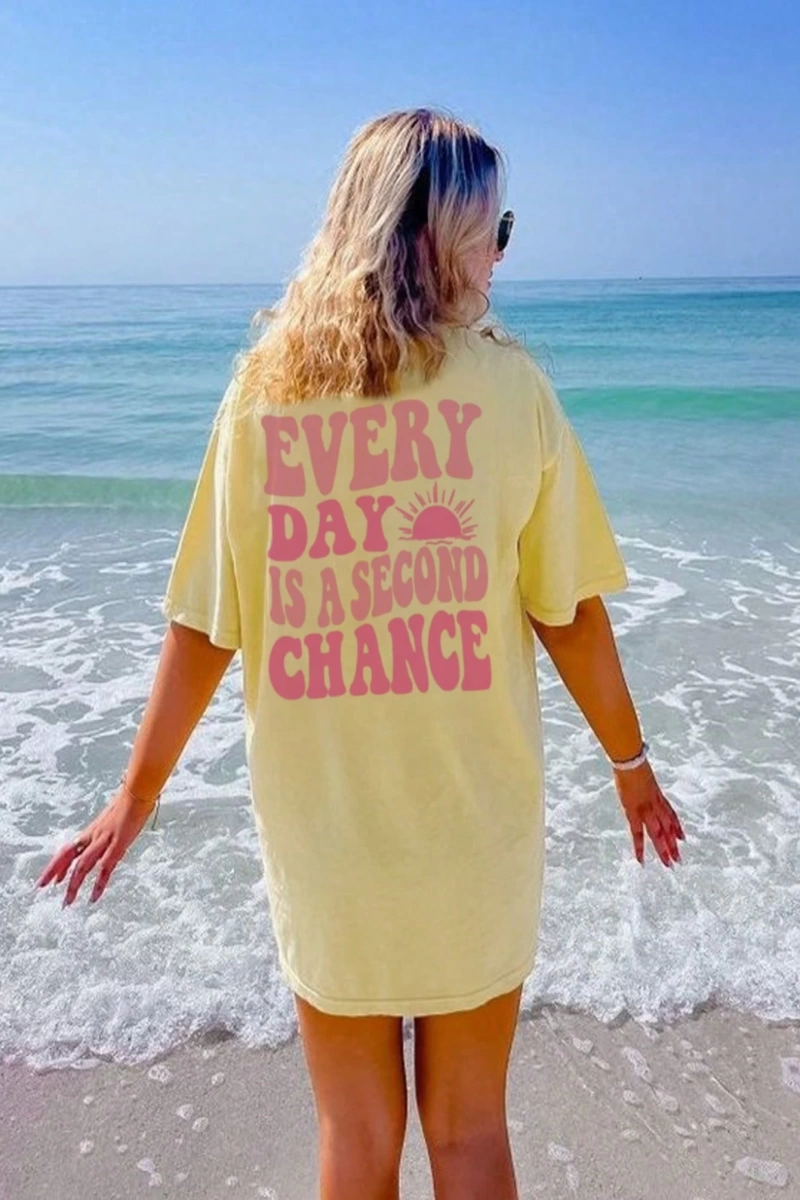 Kadın Moda Slogan Baskılı Kısa Kollu Yuvarlak Yaka Günlük Tişört