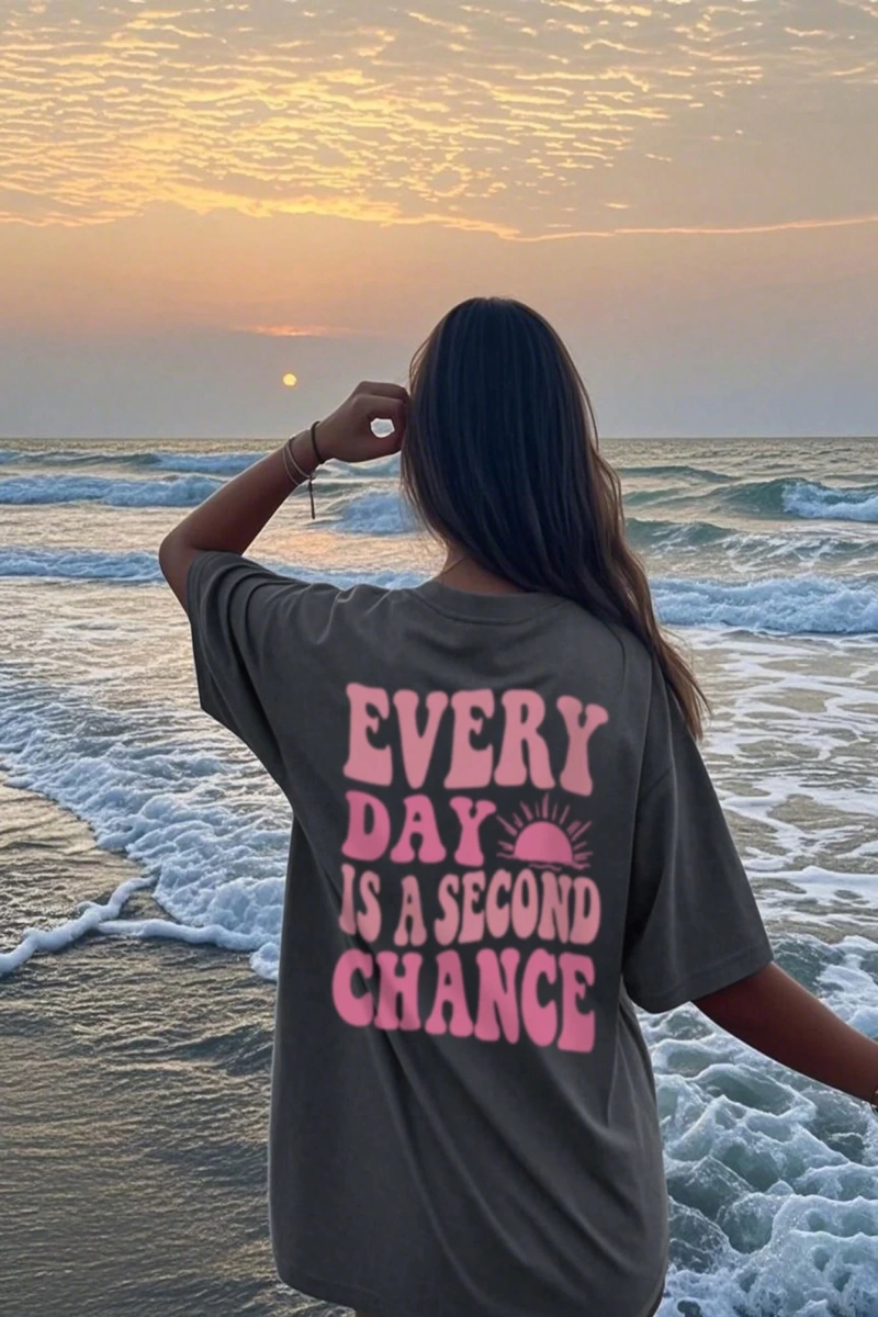 Kadın Moda Slogan Baskılı Kısa Kollu Yuvarlak Yaka Günlük Tişört