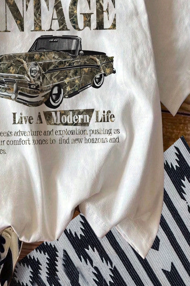 Kadın Yaz Kiraz Basit Baskılı Desen Yuvarlak Yaka Tişört Moda ve Çok Yönlüdür.