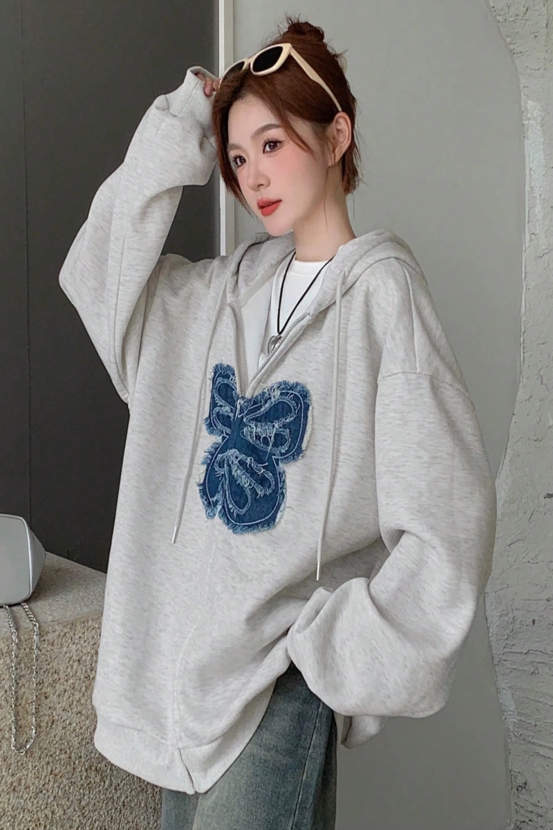Kadın Yıpranmış Kelebek Detaylı Fermuarlı Kapüşonlu Sweatshirt Model 5160