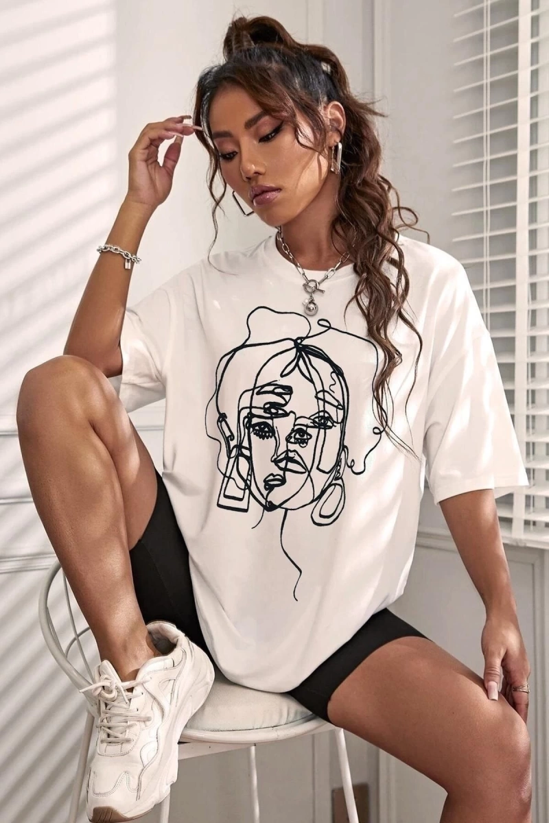 Kadın Yüz Baskı Detaylı Oversize T-shirt