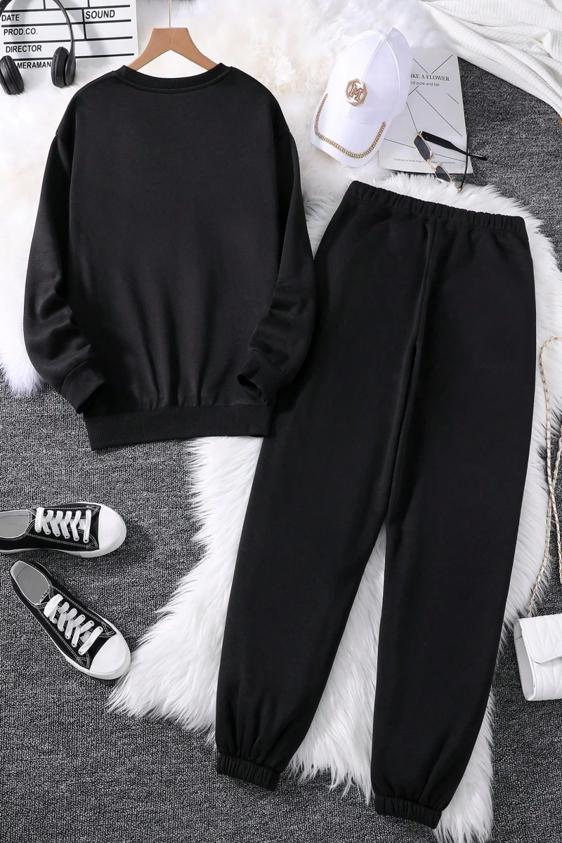 Kalp Baskılı Termal Astarlı Sweatshirt ve Bağcıklı Bel Eşofman Altı