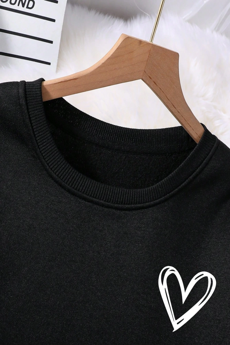 Kalp Baskılı Termal Astarlı Sweatshirt ve Bağcıklı Bel Eşofman Altı