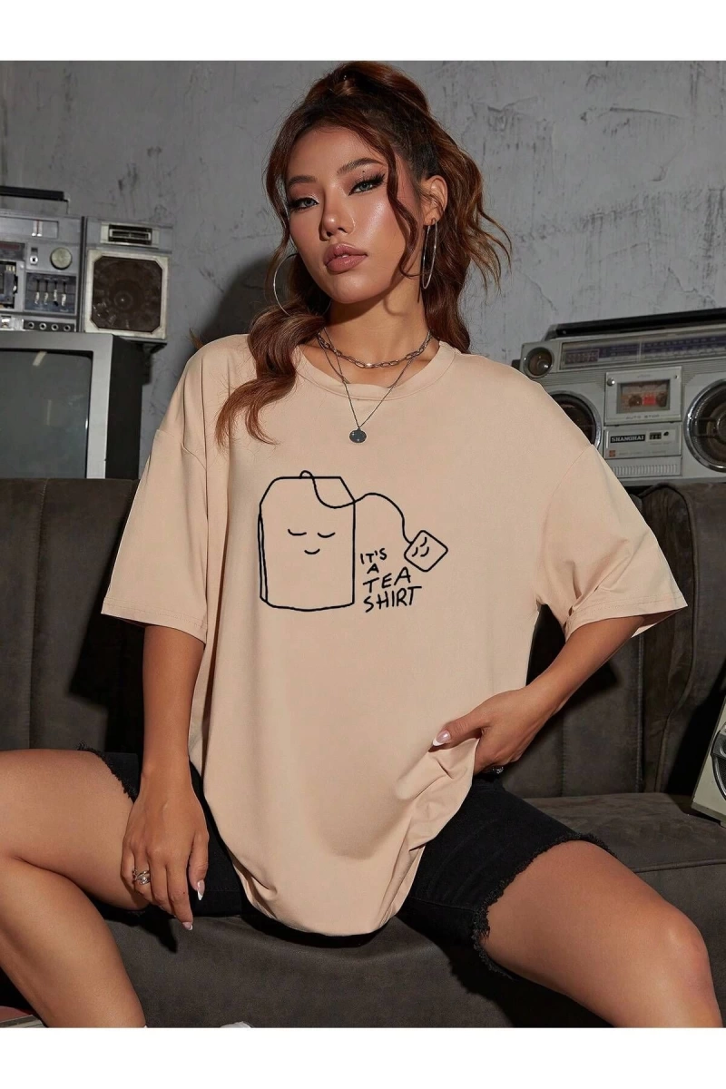 Karikatür ve Grafik tasarım Oversize T-shirt Cartoon/Letter serisi kod601