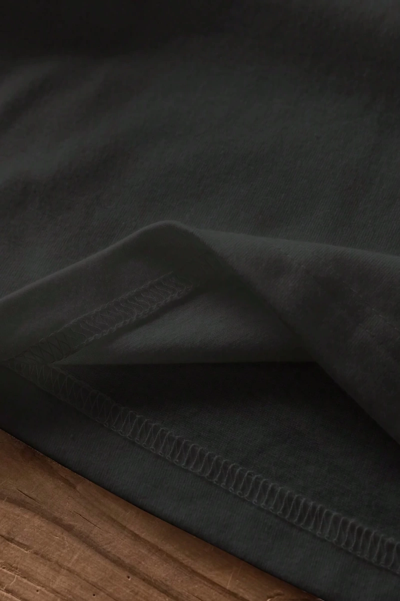 Loose Casual Strawberry English Logo Yuvarlak Yaka Kısa Kollu Tişört Kadınlar İçin,