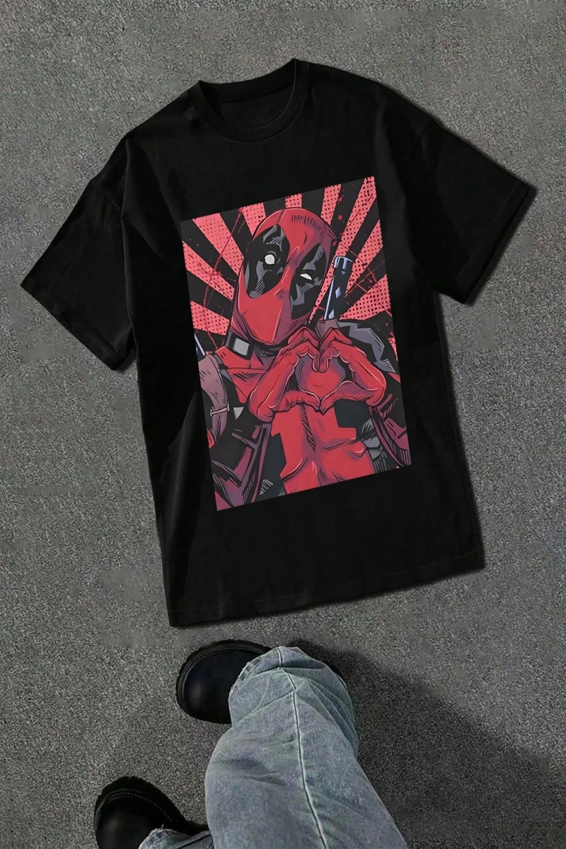 Marvel Erkek Basit Kalp Şekli Deadpool Grafik Baskılı Yuvarlak Yaka Kısa Kollu Yazlık Siyah T
