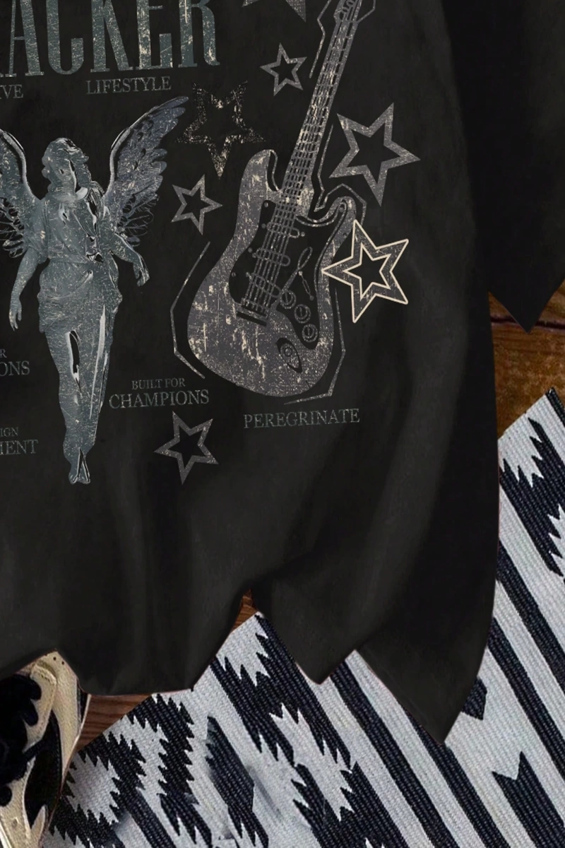 Müzik Festivali Rahat Bol Gitar Melek Grafik Yuvarlak Yaka Kısa Kollu Kadın Tişörtü,
