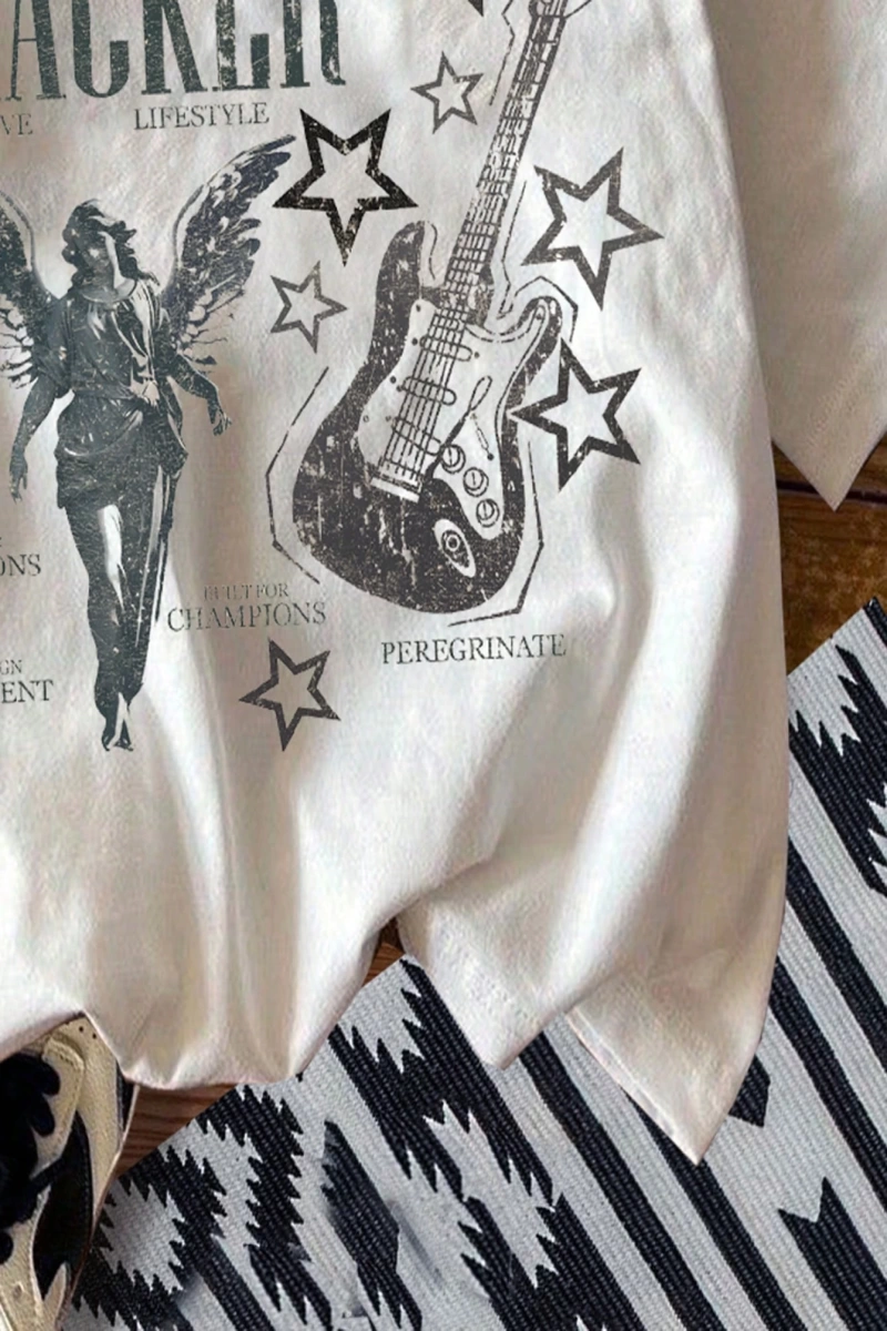 Müzik Festivali Rahat Bol Gitar Melek Grafik Yuvarlak Yaka Kısa Kollu Kadın Tişörtü,