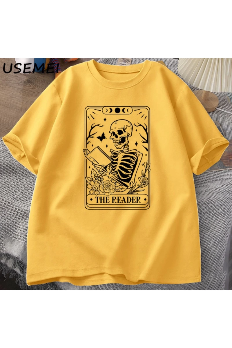 Okuyucu Tarot kartı T-Shirt iskelet okuma T Shirt yaz pamuk kitap sevgilisi Bookish Tshirt er