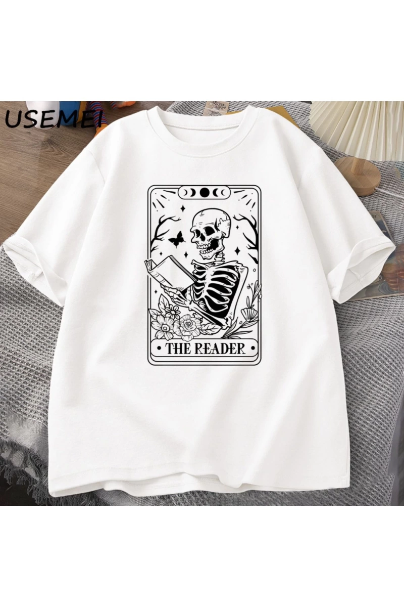 Okuyucu Tarot kartı T-Shirt iskelet okuma T Shirt yaz pamuk kitap sevgilisi Bookish Tshirt er