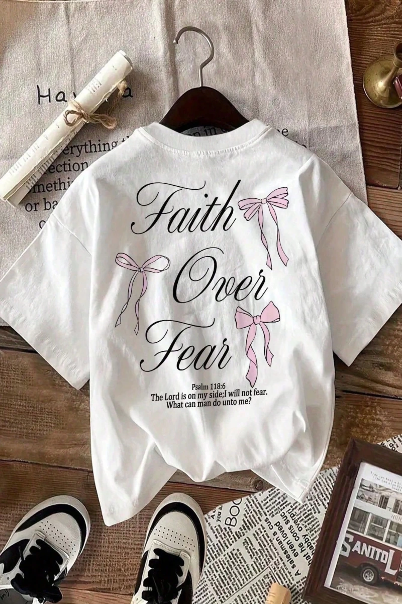 Pembe Fiyonk Slogan Baskılı Yuvarlak Yaka Kısa Kollu Bayan Tişörtü