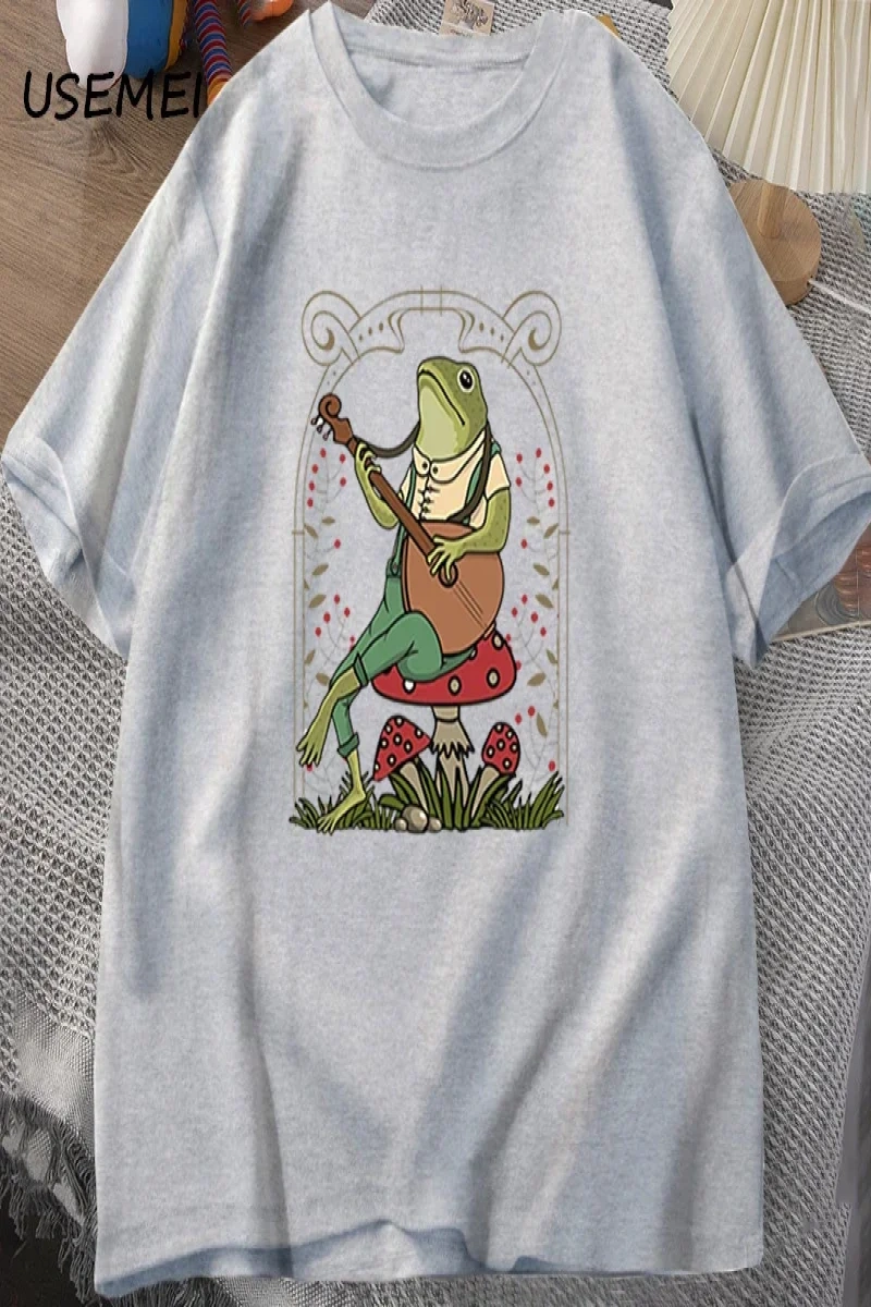 Sevimli Cottagecore kurbağa oynayan Banjo T Shirt erkek kadın pamuk komik mantar core core T  2844