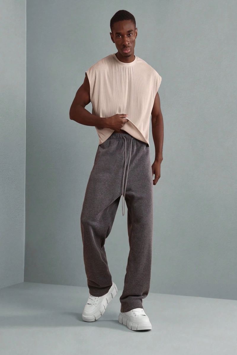 Straight Fit Essential Drop Crotch Jogger