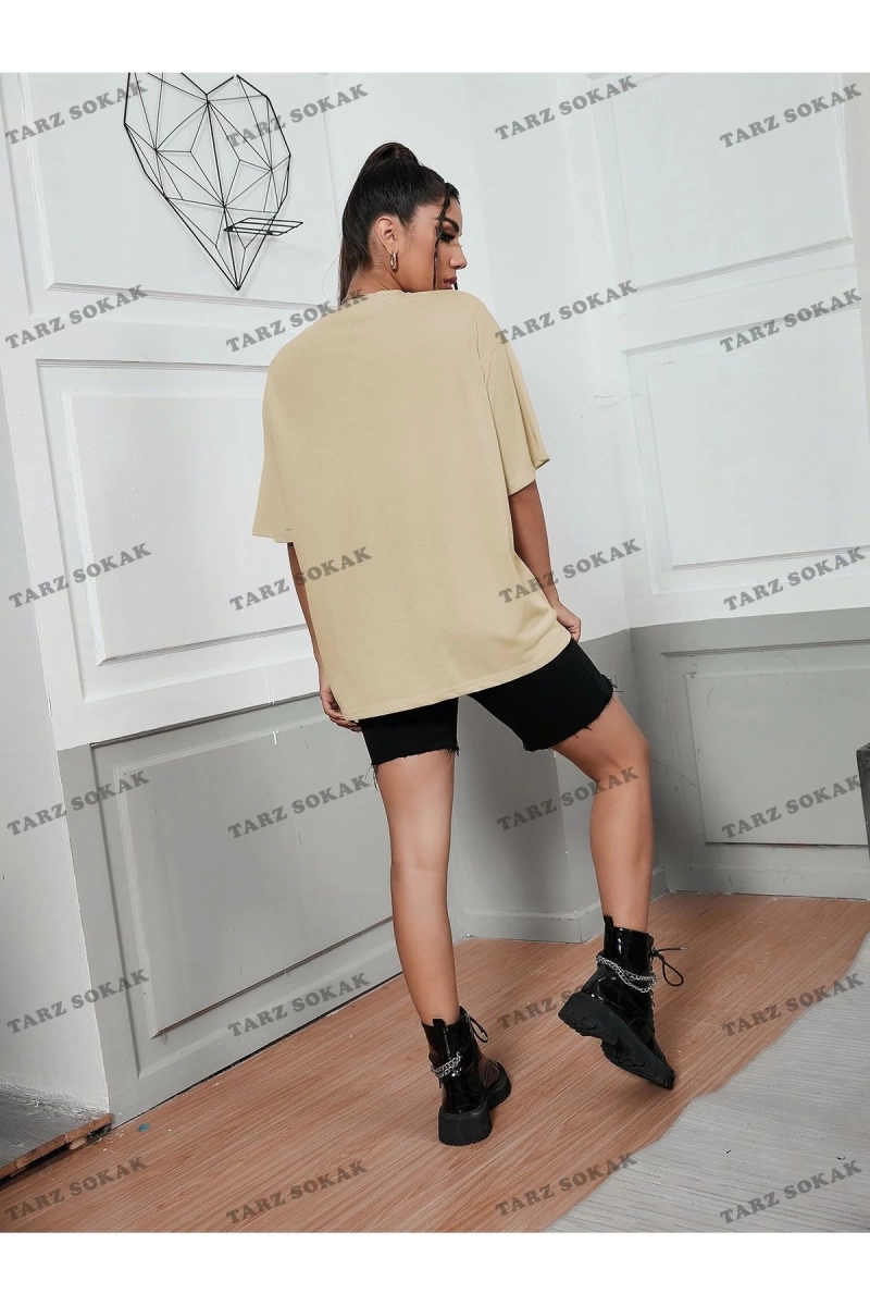 Unisex BAY  Kelebek Desenli Düşük Omuzlu Tişört KOD-1402