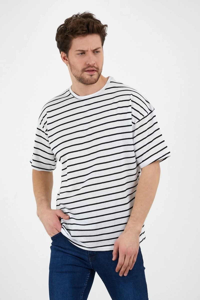 Unisex Beyaz Siyah Çizgili Oversize Tshirt