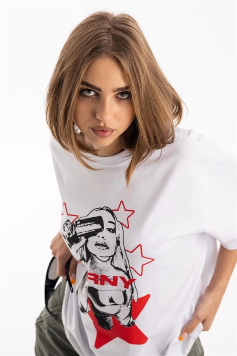 Unisex Horny Star Tshirt Beyaz