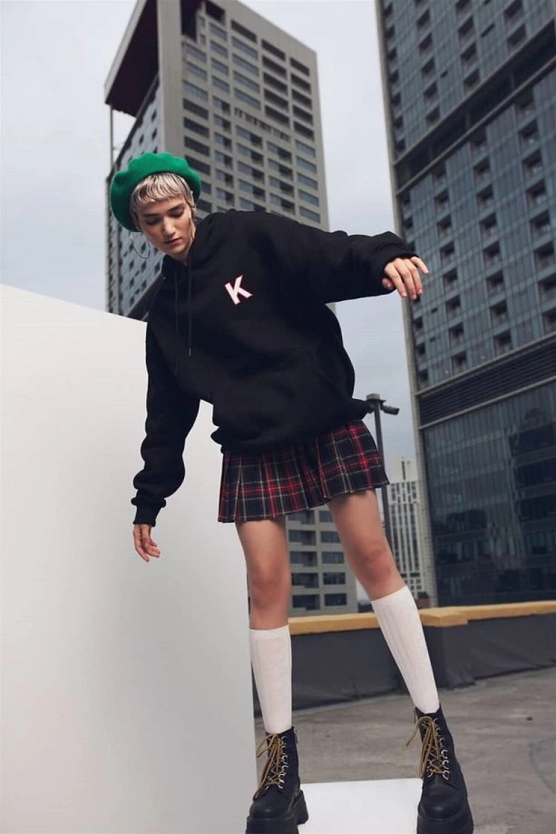 Unisex K Harfli Siyah Sweatshirt Siyah