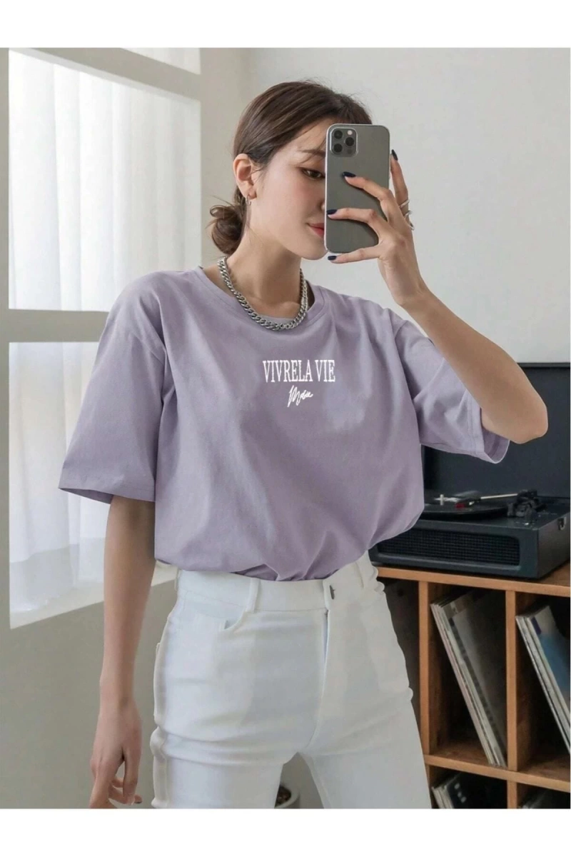 Unisex Lila Vivre La Vie Baskılı Oversize Bisiklet Yaka Penye Tişört
