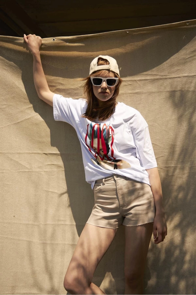 Unisex Lost Memories Tshirt Beyaz