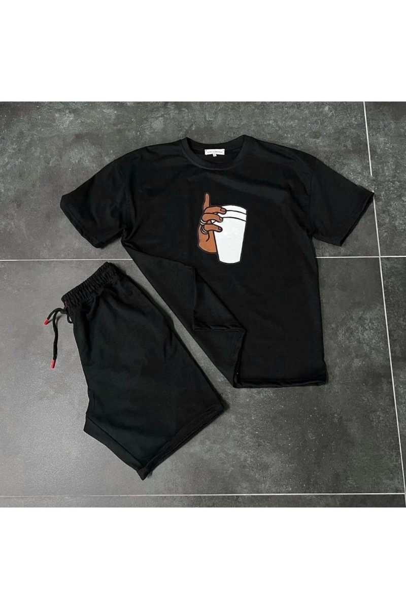 Unisex Paper Cup Baskılı Siyah T-shirt ve Siyah Şort Sporcu Kombin