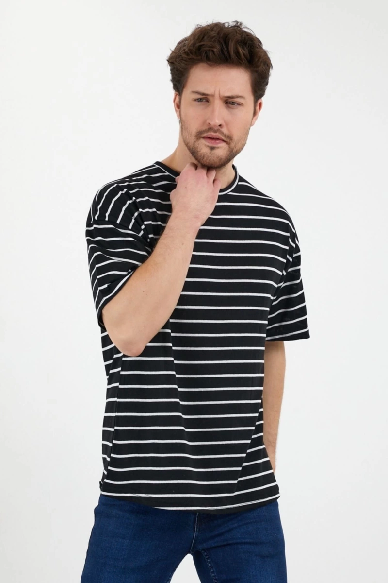 Unisex Siyah Beyaz Çizgili Oversize Tshirt