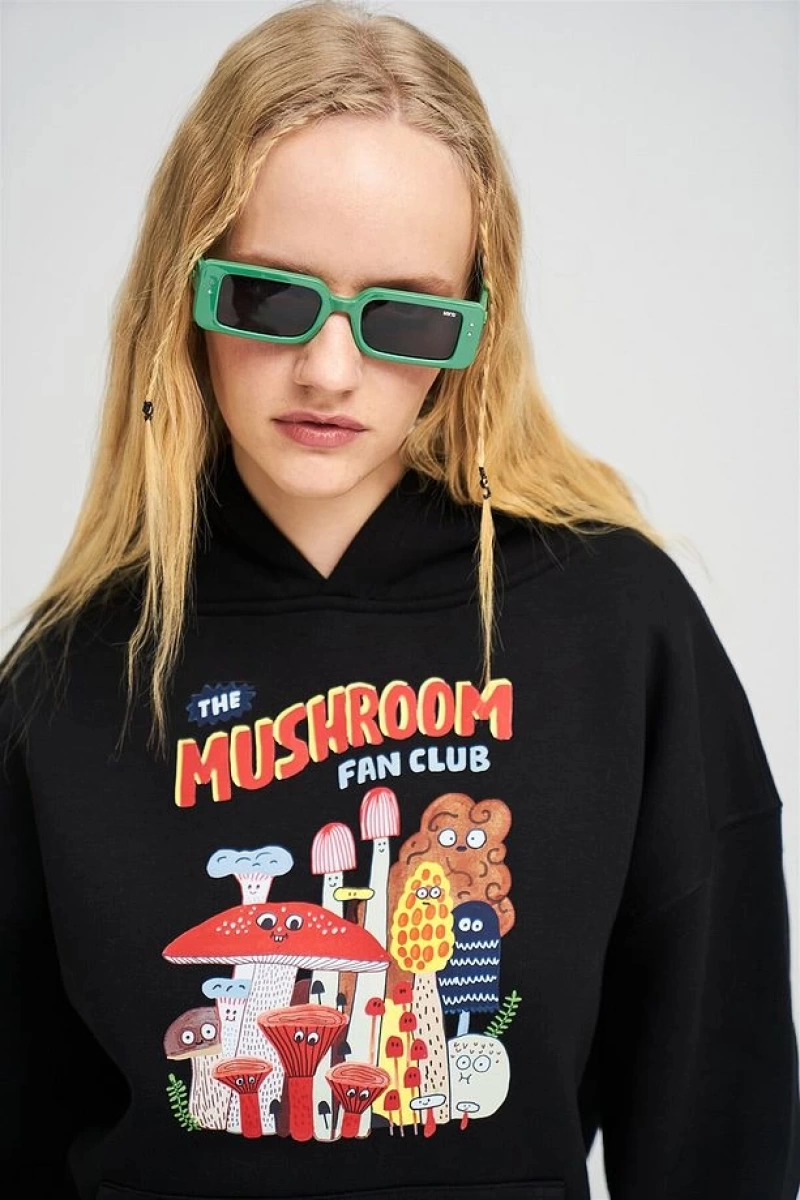 Unisex The Mushroom Fan Club Beyaz Sweatshirt Beyaz