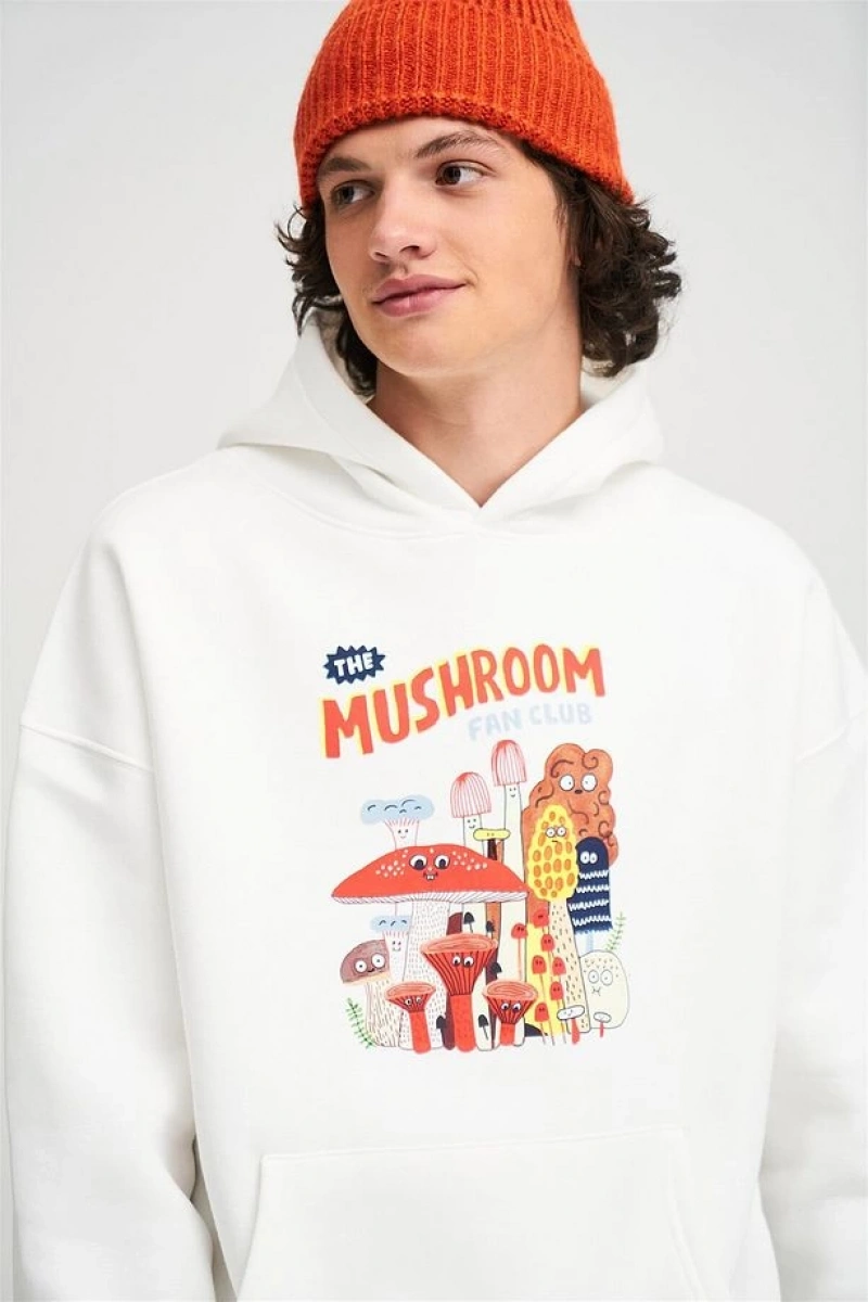 Unisex The Mushroom Fan Club Beyaz Sweatshirt Beyaz