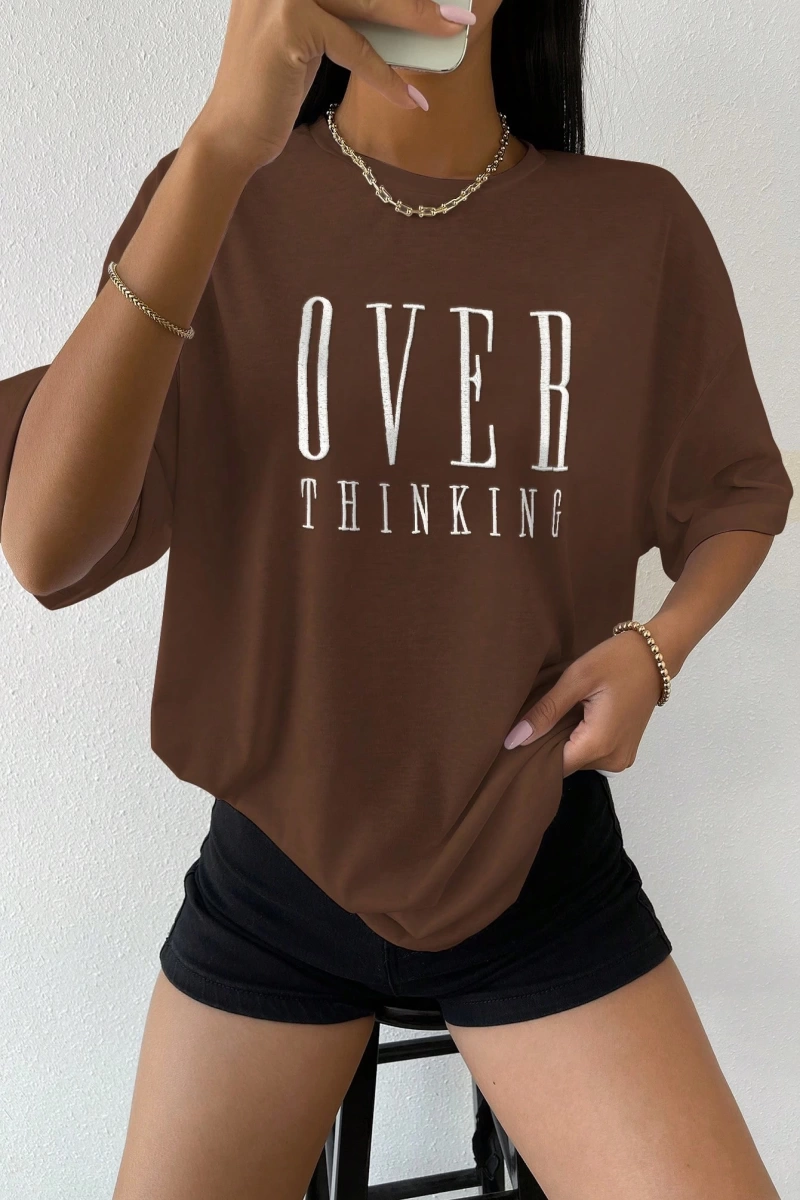 Yaz Rahat Slogan ve Figür Baskılı Yuvarlak Yaka Kısa Kollu Tişört