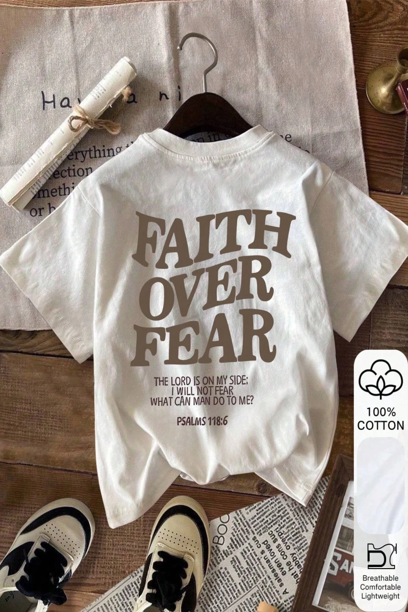 Yazlık Kadın Bol Tişört, FAITH OVER FEAR Yazılı Baskı, %100 Pamuk, Beyaz Kısa Kollu Grafik Ti
