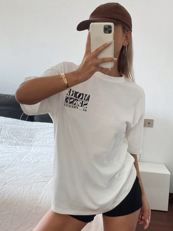 Casual Grafik Baskılı Bol Kesim Kısa Kollu Tişört Kadınlar İçin, Yaz