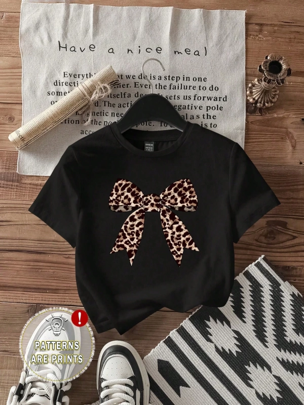 Casual Minimalist Leopar Desenli Fiyonk Dekor Yuvarlak Yaka Kısa Kollu Fitted Kırpıl