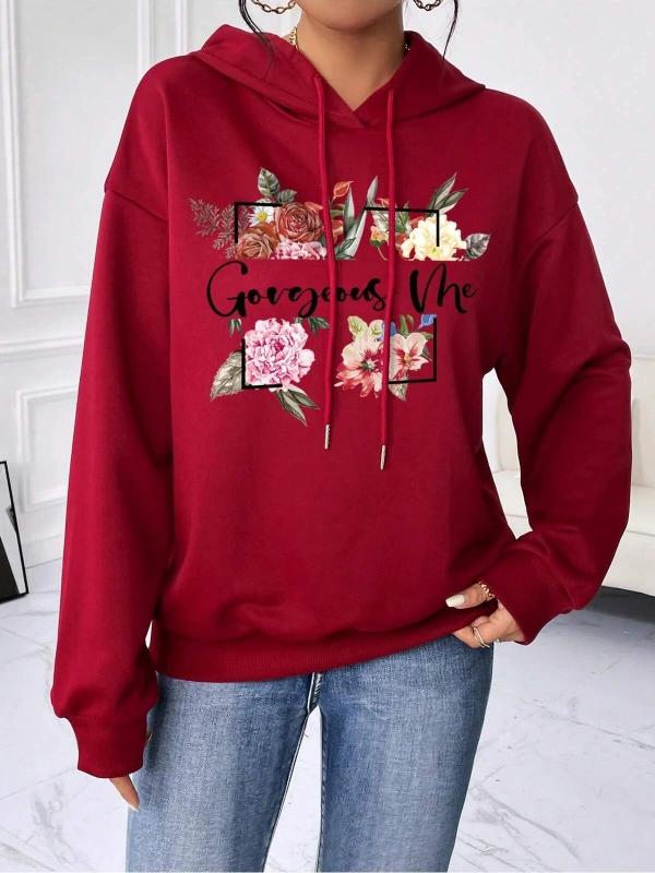 Çiçek ve Slogan Grafikli Düşük Omuzlu İpli Kapüşonlu Üst Bordo