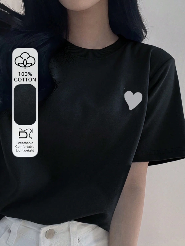 DAZY Kadın Yuvarlak Yaka İşlemeli Kontrast Renkli Kalp Minimalist Desenli Tişört