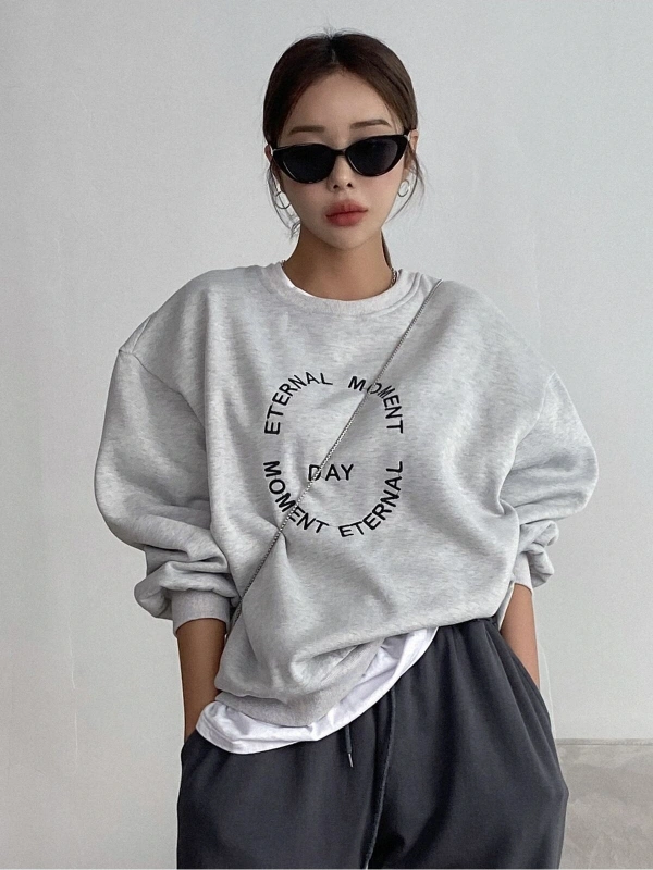 DAZY Slogan Embroidery Drop Shoulder Pullover Gri