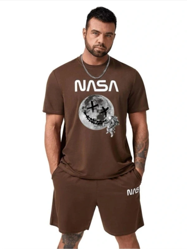 Erkek Kahverengi Alt Üst Nasa Astronot Baskılı Şort Tişört Takım