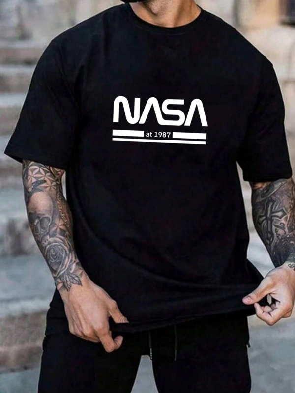 Erkek Mektup Baskılı Kısa Kollu Slim Fit Tişört