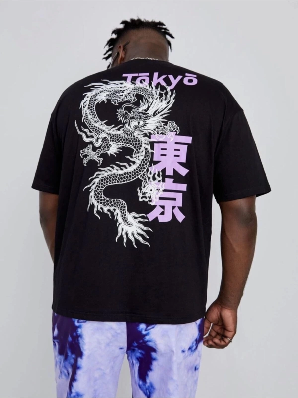 Erkek Siyah Tokyo Ejderha Baskılı Oversize Bisiklet Yaka Tişört