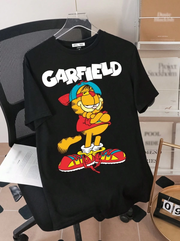 GARFIELD X SHEIN Erkek Karikatür ve Mektup Baskılı Yuvarlak Yaka Kısa Kollu Tişört, Yaz