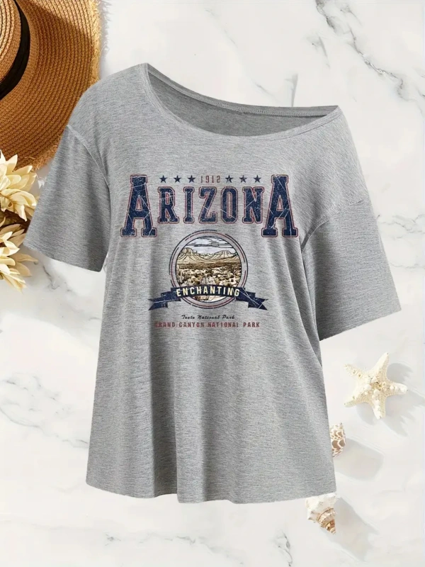 Gri Kadın Düşük Omuz Kayık Yaka Baskılı