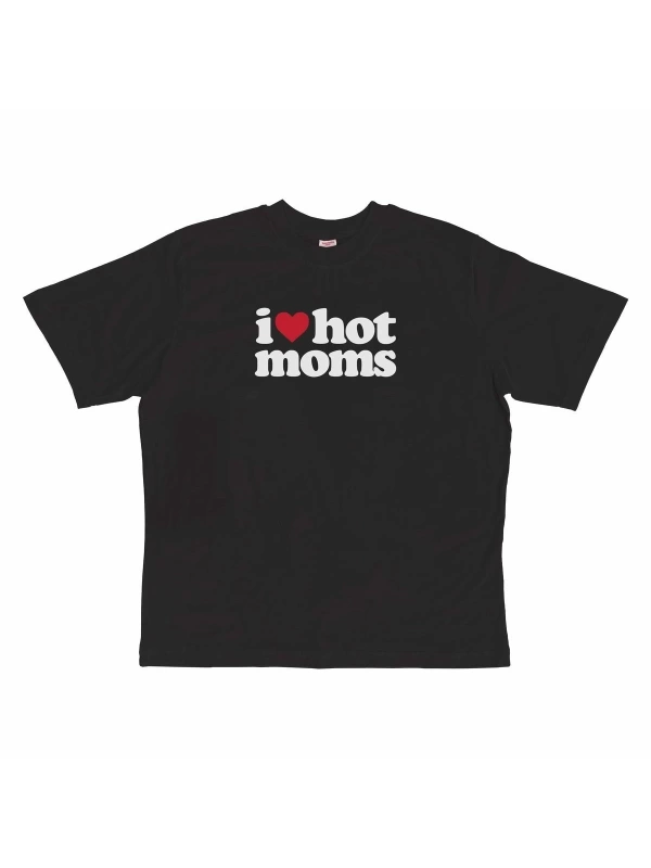 I Love Hot Moms T-shirt