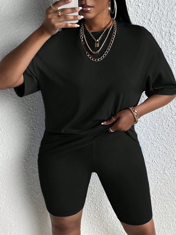 Kadın 2Lİ TAKIM OVERSİZE Trend T-shirt Şort Model 4976