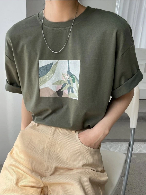 Kadın Haki Çiçek Baskılı Oversize Bisiklet Yaka Tshirt