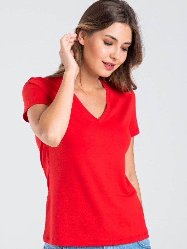 Kadın Kırmızı Renk V Yaka Kısa Kollu Viskon T-shirt