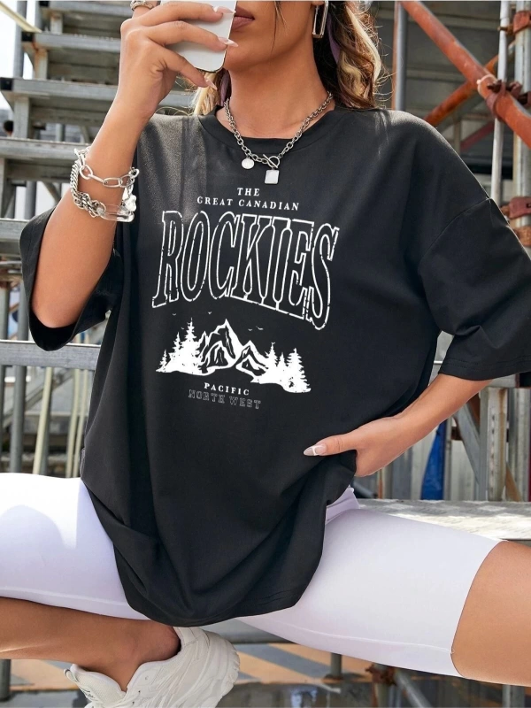 Kadın Siyah Rockıes Baskılı Oversize Bisiklet Yaka Tshirt