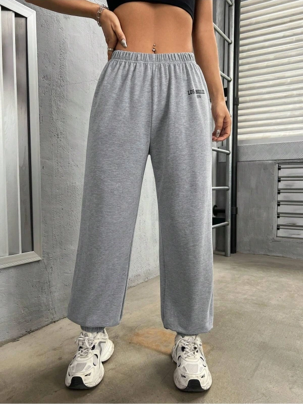 Kadın Yazılı Desenli Elastik Etekli Jogger Eşofman Altı