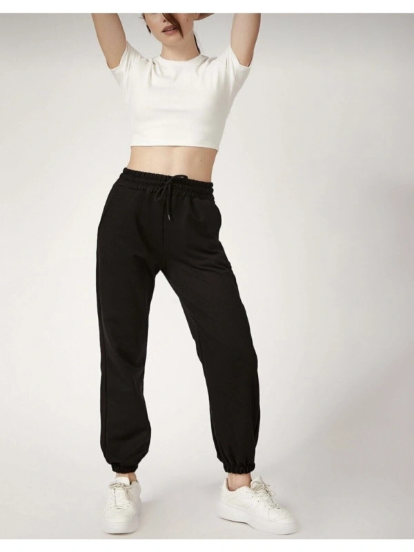 Lion Company Kadın Siyah Paçası Lastikli Eşofman ESF01