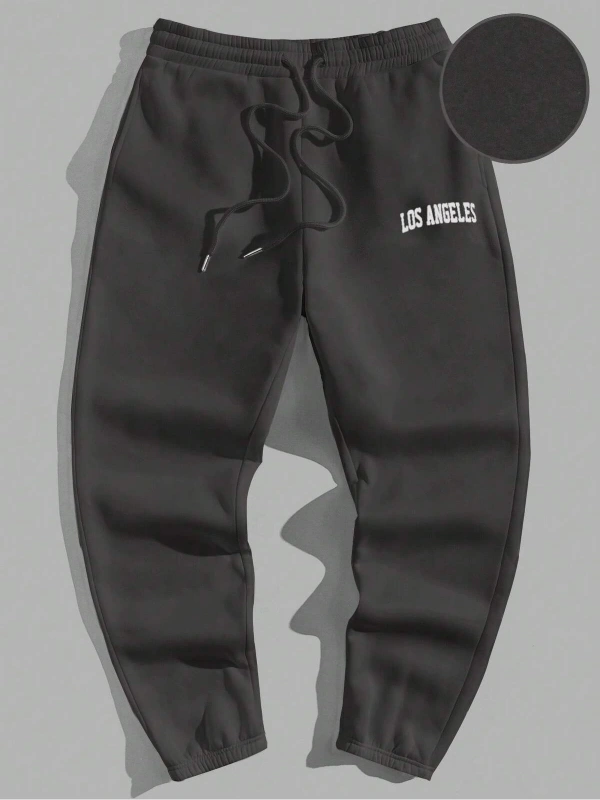 Manfinity Hypemode Erkek Harf Grafik İpli Bel Termal Astarlı Eşofman Altı