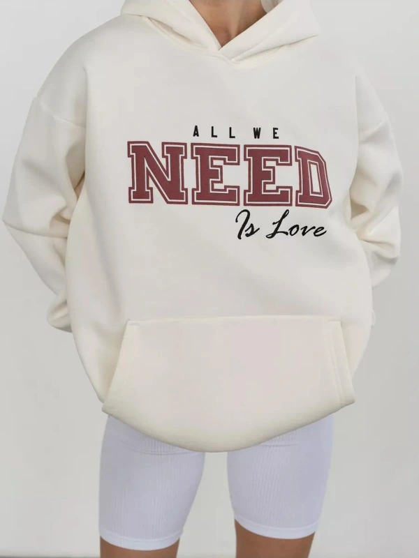 Unisex All We Need is Love Sweatshirt Beyaz