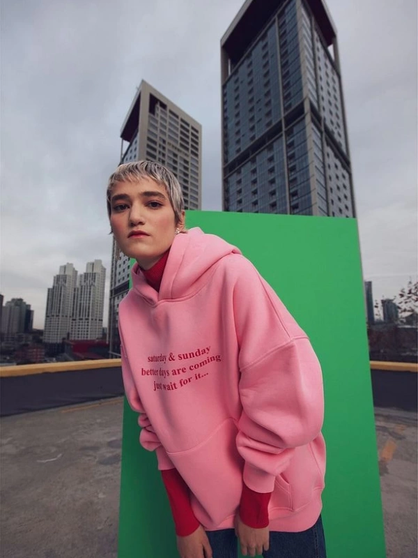 Unisex Better Days Sweatshirt Pembe